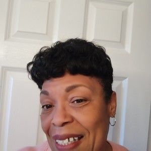 Meet your Posher, Edna